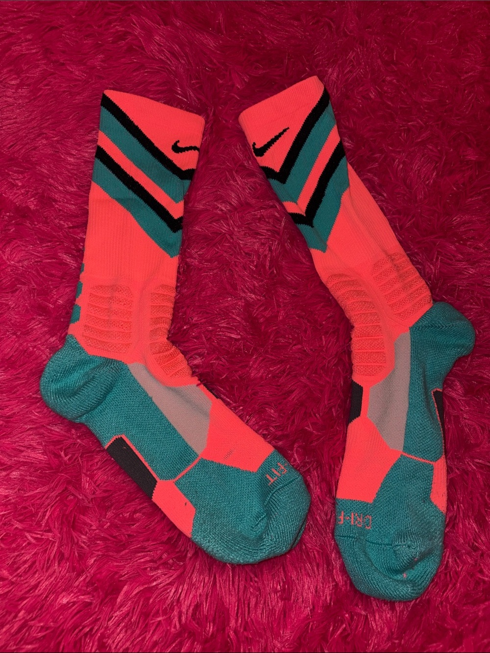 Nike Men’s Coral & Teal Hyper Elite Athletic Crew Socks